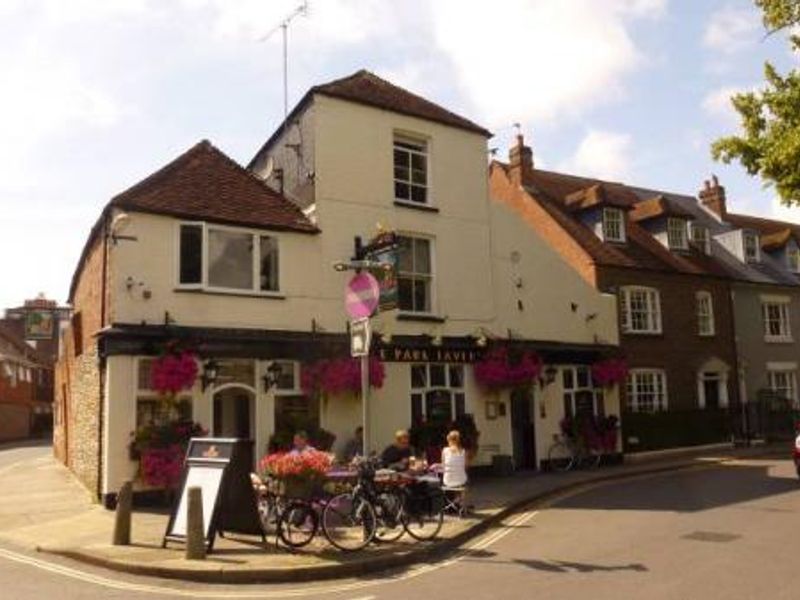 (Pub, External, Sign, Customers). Published on 24-10-2013