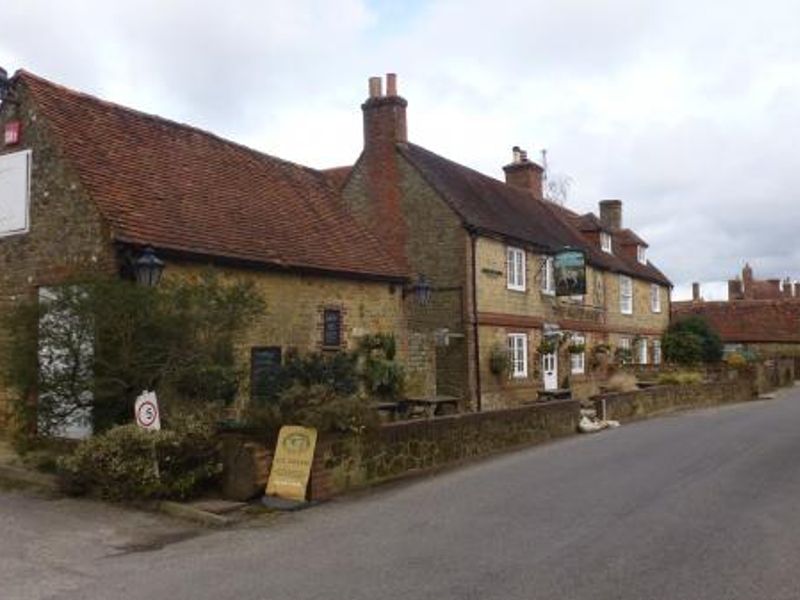 (Pub, External, Sign). Published on 05-03-2016
