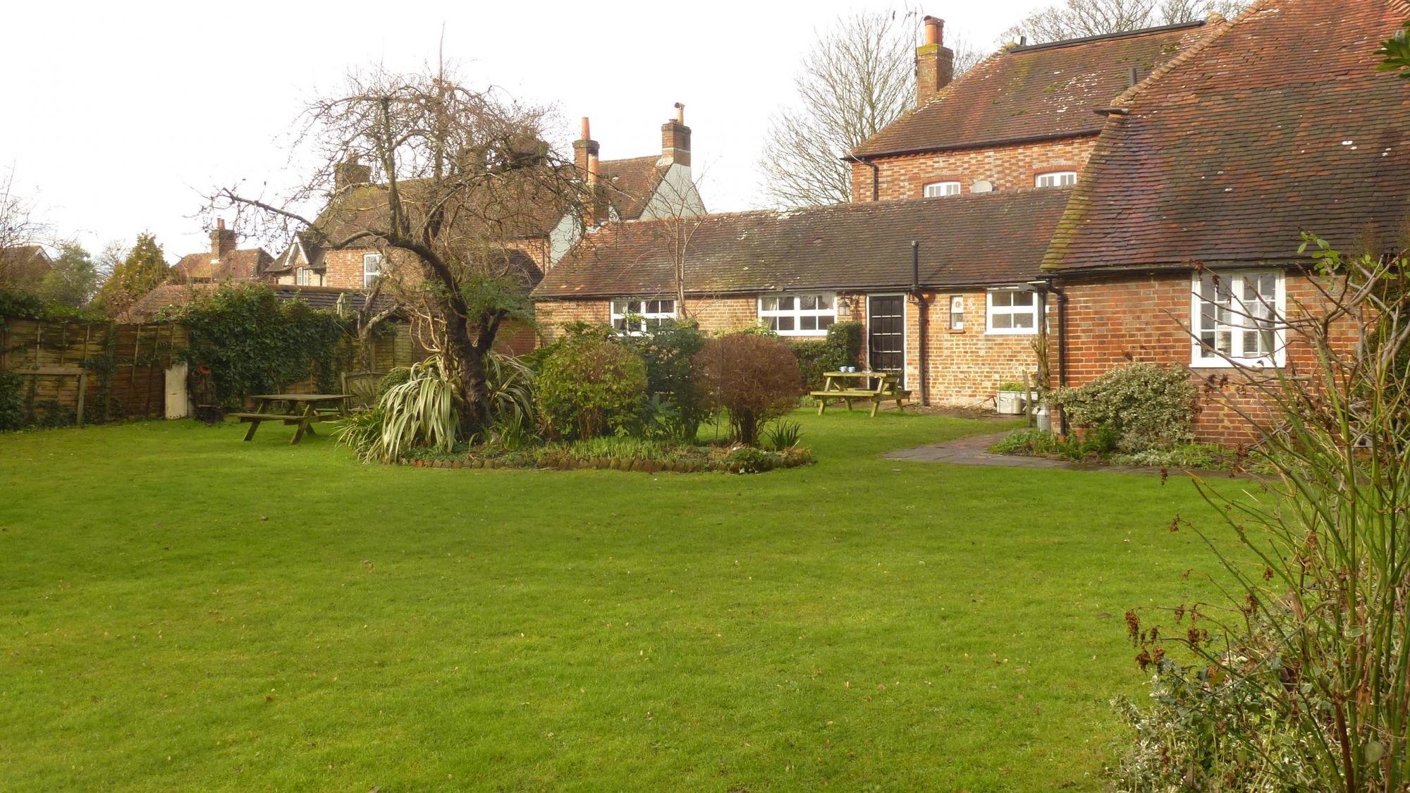 (Pub, External, Garden). Published on 04-02-2017
