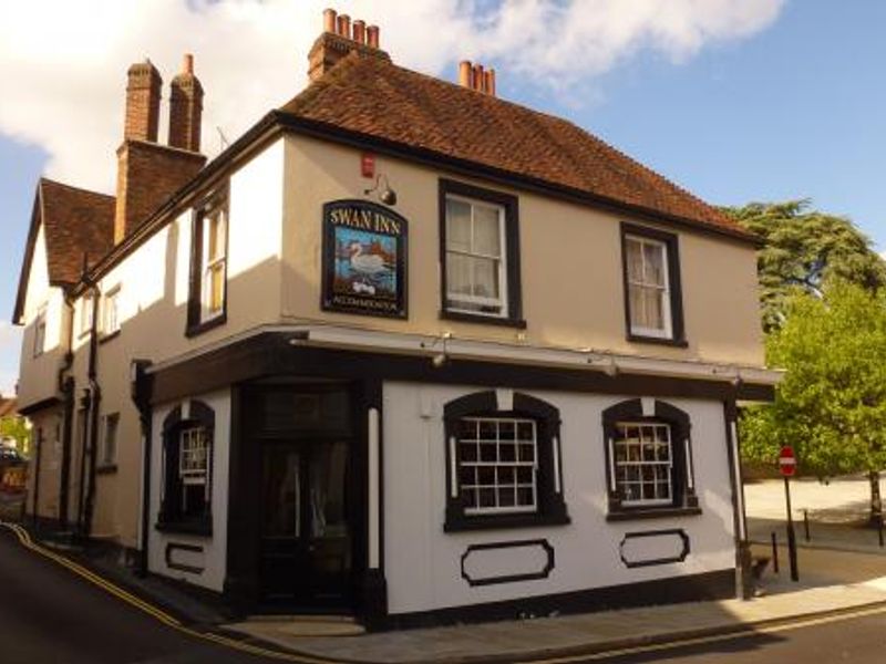 (Pub, External, Sign). Published on 01-08-2013