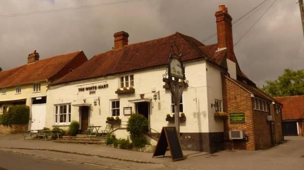 (Pub, External, Sign). Published on 30-11-2013