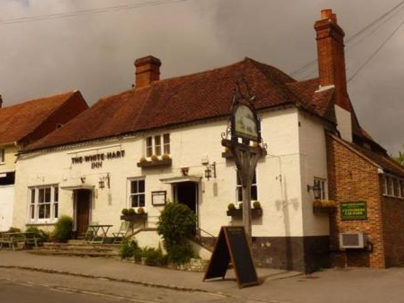 (Pub, External, Sign). Published on 30-11-2013