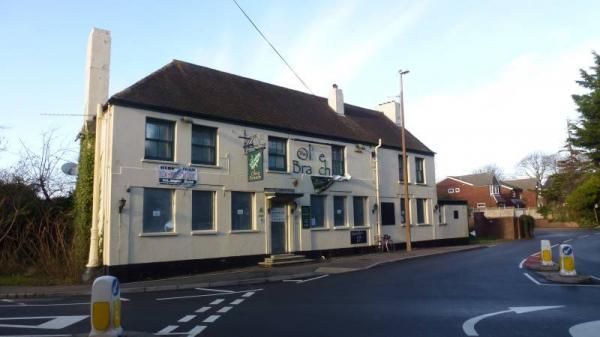 (Pub, External, Sign). Published on 09-01-2014