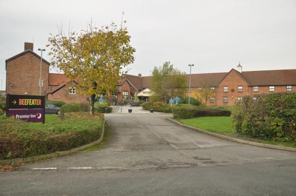 Farmhouse/Beefeater External . (Pub, External). Published on 27-11-2014