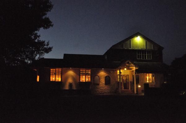 Raven Inn-night photo. (Pub, External, Key). Published on 18-08-2015