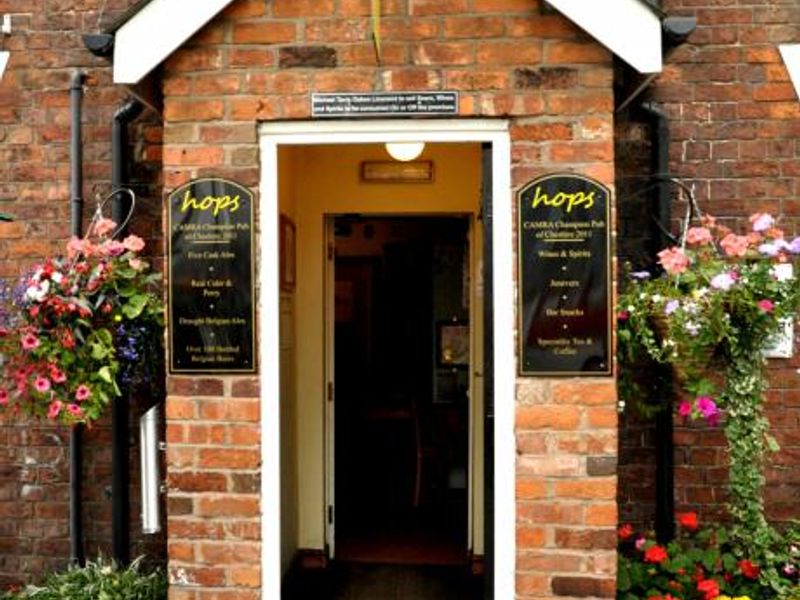 Hops-Entrance door. Published on 16-08-2015