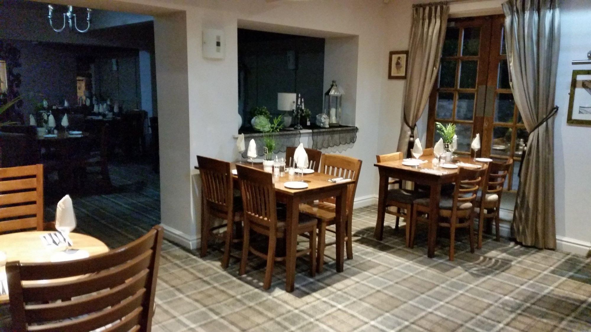 Interior. (Pub). Published on 15-10-2022
