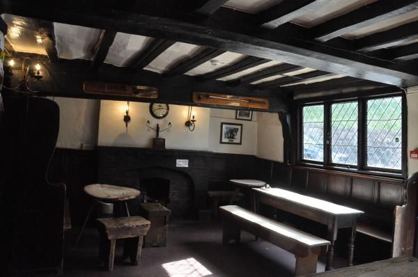 upper room. Published on 23-09-2013