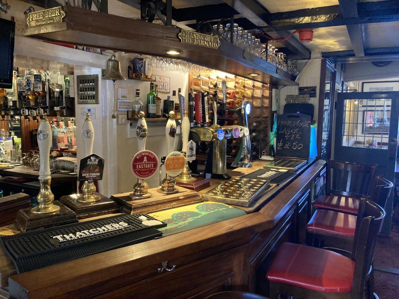 (Bar). Published on 01-06-2025 