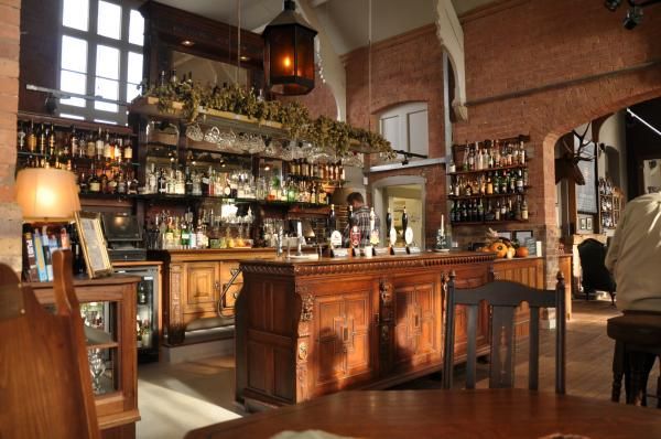 Main Bar. (Bar). Published on 13-02-2016