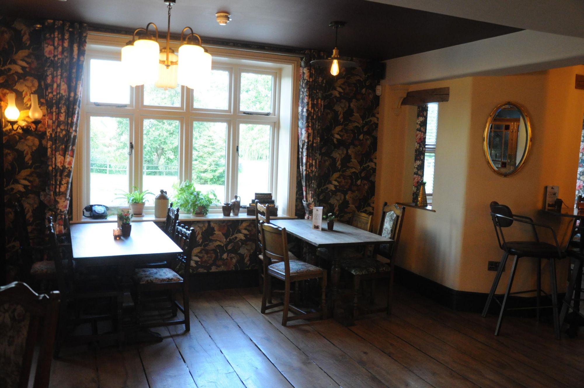 Interior 1. Published on 17-10-2022