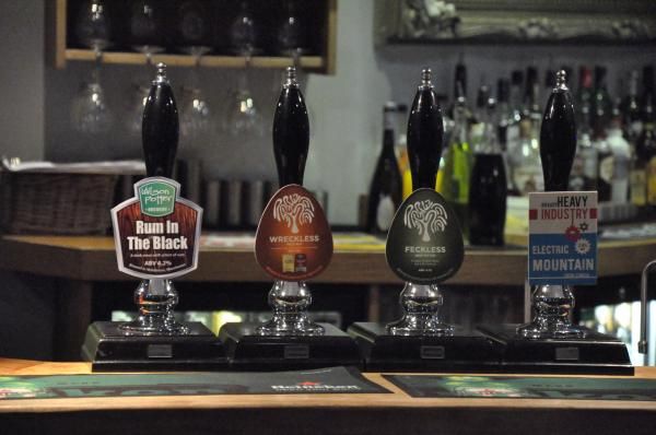 Bar closeup. (Bar). Published on 09-02-2015