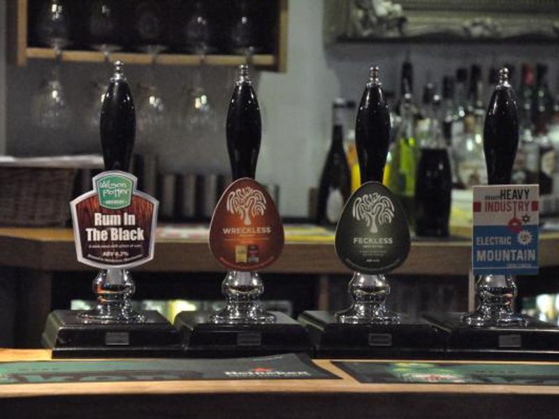 Bar closeup. (Bar). Published on 09-02-2015