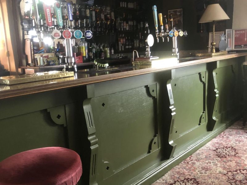 (Pub, Bar). Published on 02-05-2025 