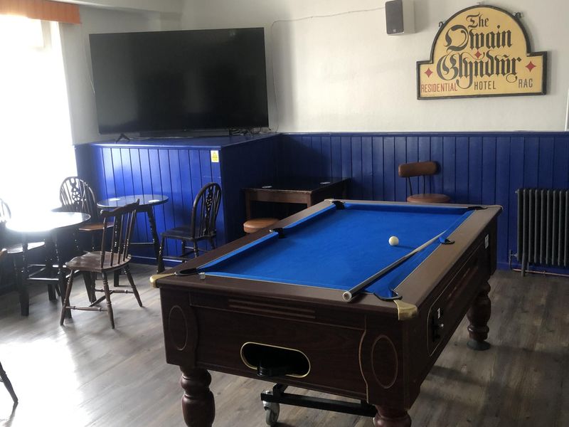 (Pub, Bar). Published on 02-05-2025 