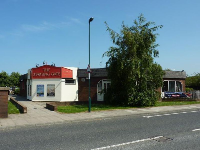 Starting Gate at Redcar. (Pub, External, Key). Published on 01-01-1970