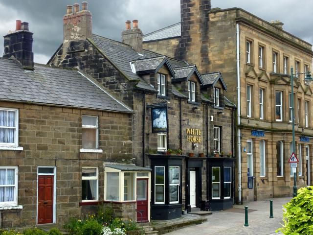 White Horse Inn at Loftus. (Pub, External, Key). Published on 01-01-1970