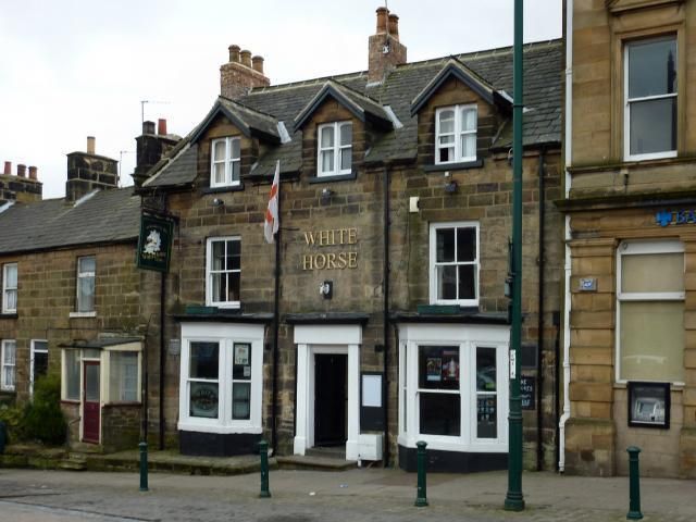 White Horse Inn at Loftus. (Pub, External). Published on 01-01-1970