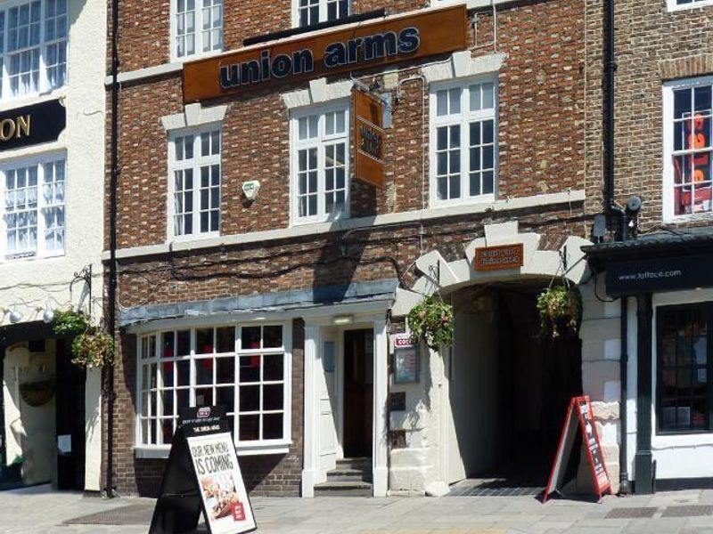 Union Arms at Yarm. (Pub, External, Key). Published on 01-01-1970 