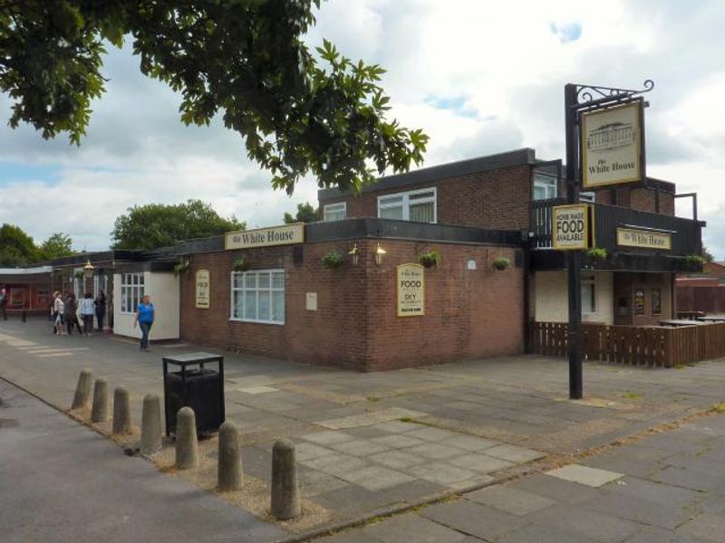 White House at Billingham. (Pub, External). Published on 01-01-1970 