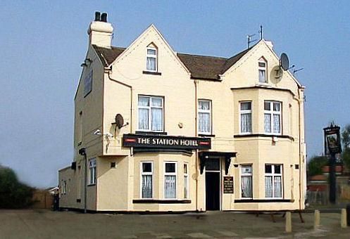 Station Hotel at Seaton Carew. (Pub, External, Key). Published on 01-01-1970