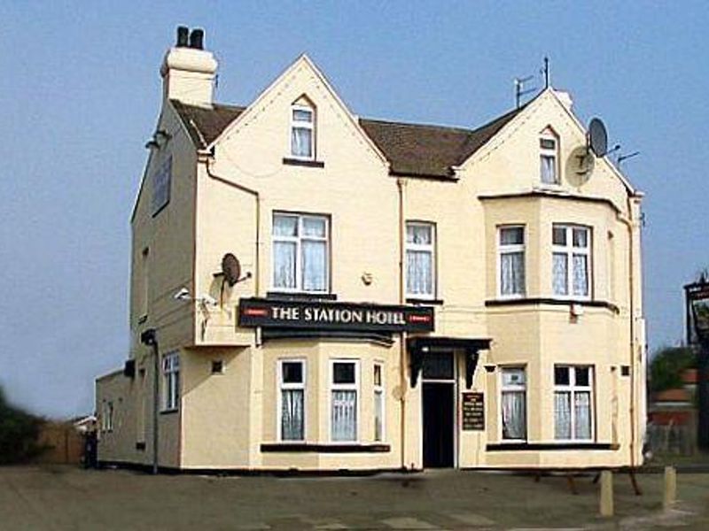 Station Hotel at Seaton Carew. (Pub, External, Key). Published on 01-01-1970