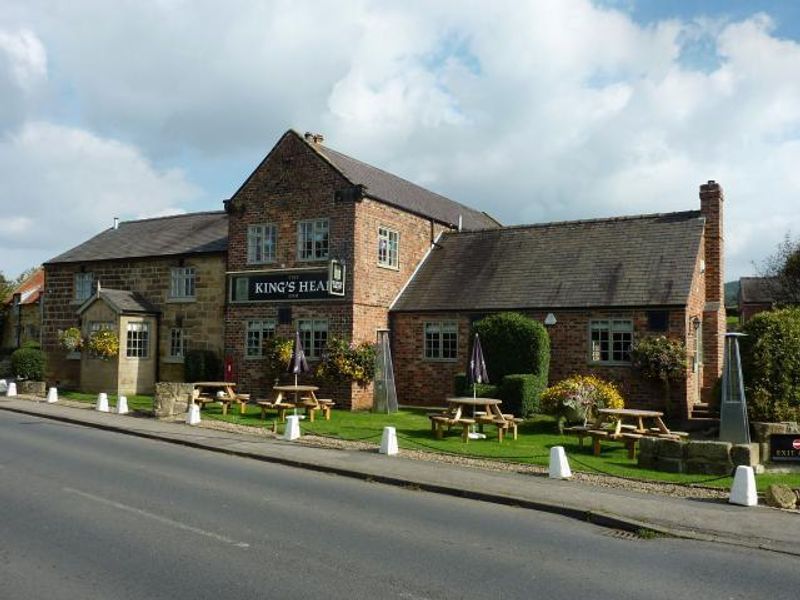 King's Head Inn at Newton Under Roseberry. (Pub, External). Published on 01-01-1970 