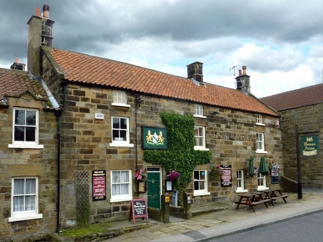 Downe Arms at Castleton. (Pub, External, Key). Published on 01-01-1970