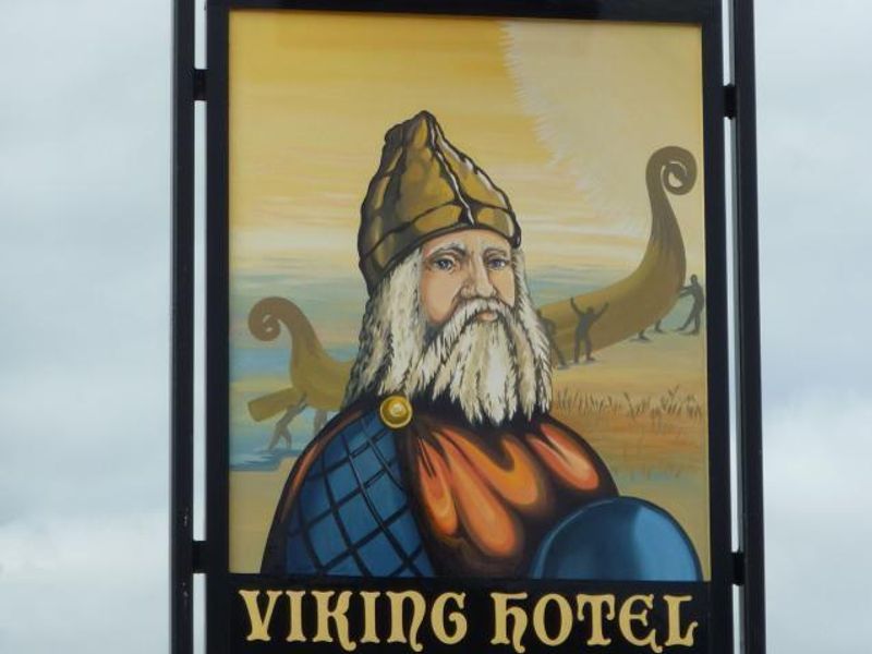 Viking Hotel at Easterside. (Pub, Sign). Published on 01-01-1970 