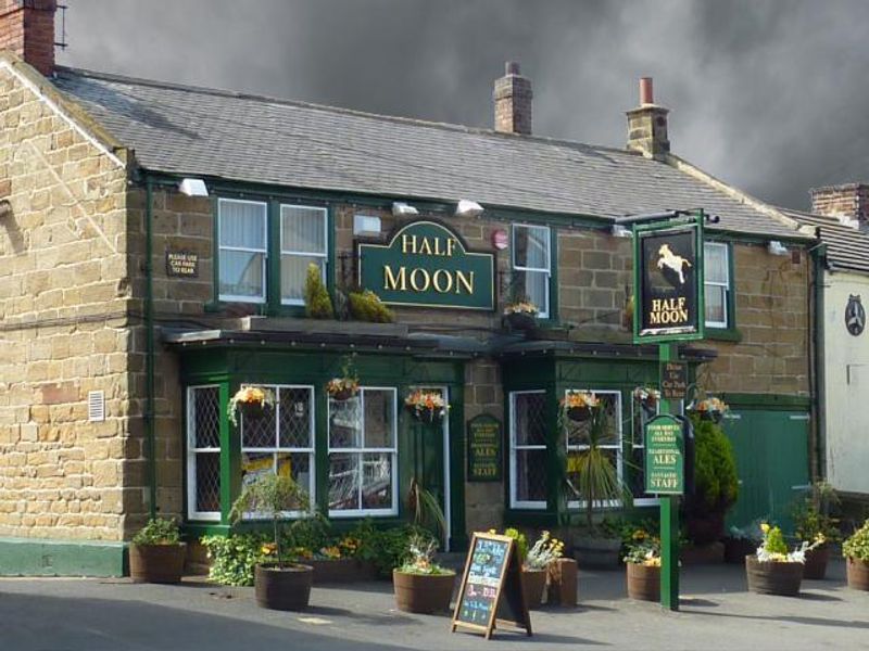 Half Moon at Lazenby. (Pub, External, Key). Published on 01-01-1970