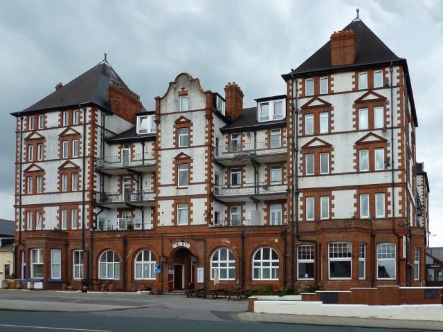 Metropole Hotel at Whitby. (Pub, External, Key). Published on 01-01-1970