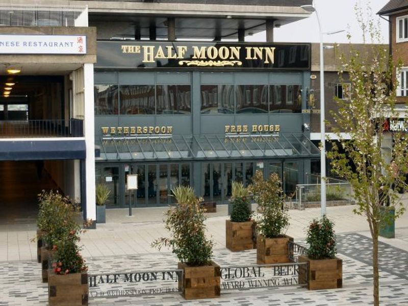Half Moon Inn at Billingham. (Pub, External). Published on 01-01-1970