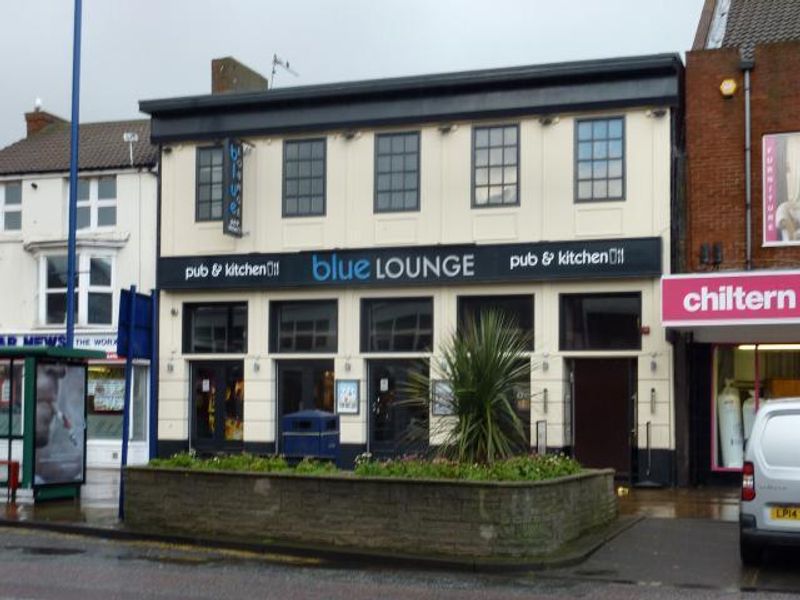 Blue Lounge at Redcar. (Pub, External). Published on 01-01-1970