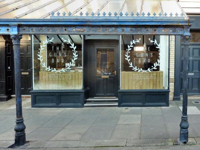 Gun Bar at Saltburn-by-the-Sea. (Pub, External). Published on 01-01-1970