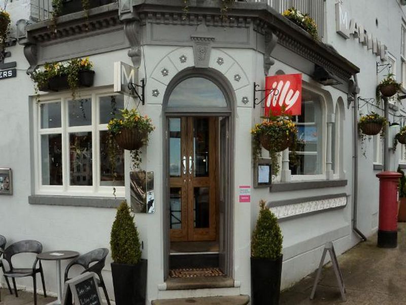 Marine Hotel at Whitby. (Pub, External, Key). Published on 01-01-1970