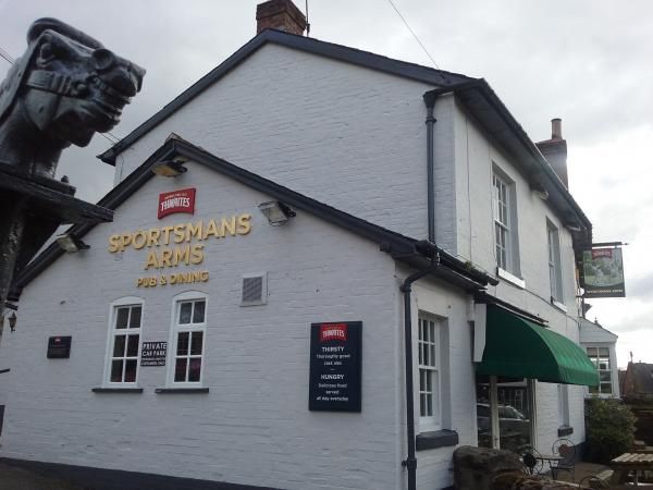 Sportsmans. (Pub, External). Published on 08-04-2016