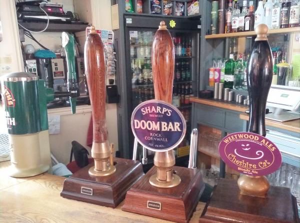 Bar. (Bar). Published on 24-06-2016
