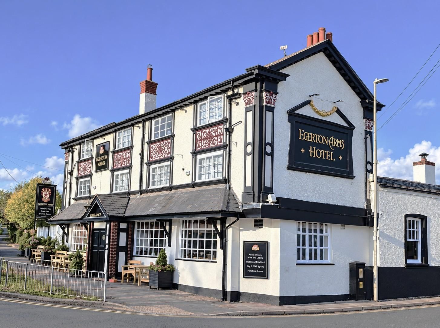 (Pub, External, Key). Published on 18-10-2026