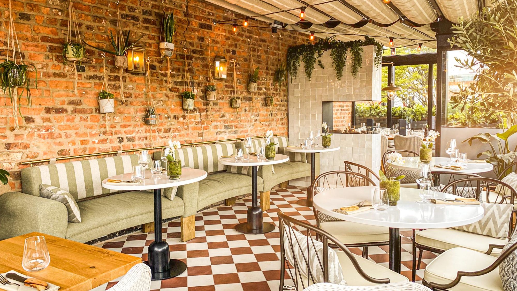 Terrace. (Restaurant). Published on 28-02-2023