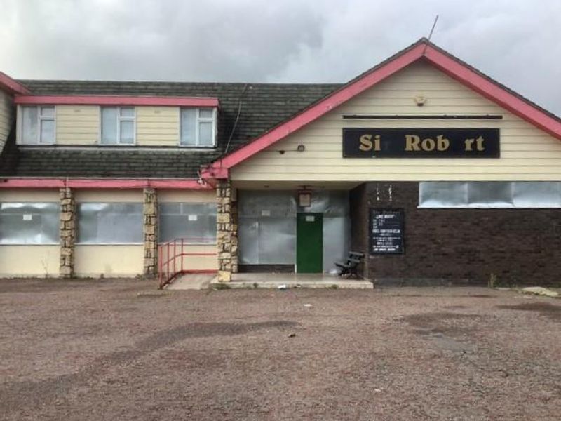 Piub closed. (Pub, External). Published on 25-09-2020