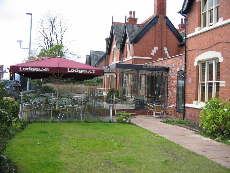 Bawn Lodge - Hoole. (Pub, External). Published on 29-11-2012
