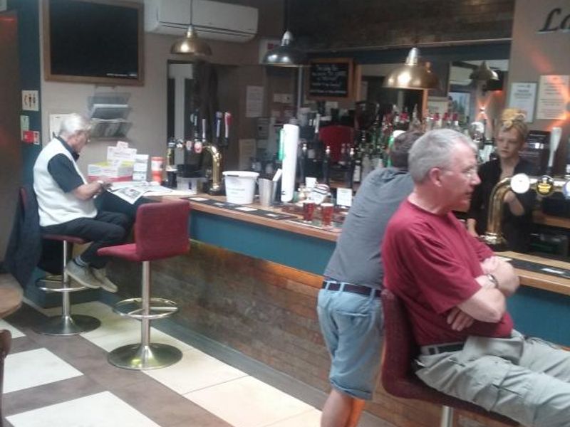 Bar. (Bar). Published on 22-05-2015 