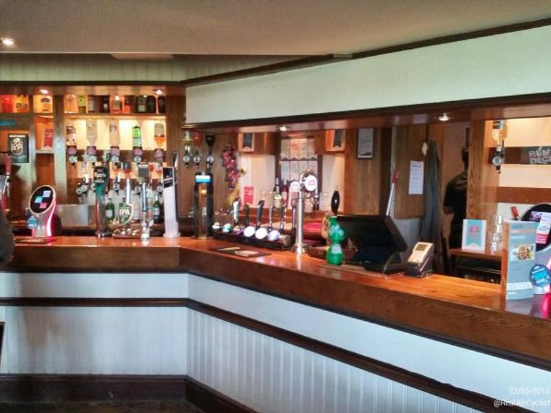 Bar. (Bar). Published on 22-05-2016 