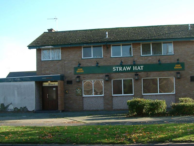 Straw Hat -Great Sutton. (Pub, External, Key). Published on 27-03-2013