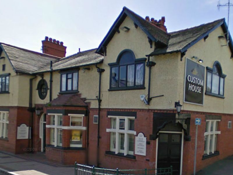 Custom House - Connah's Quay. (Pub, External). Published on 04-03-2013