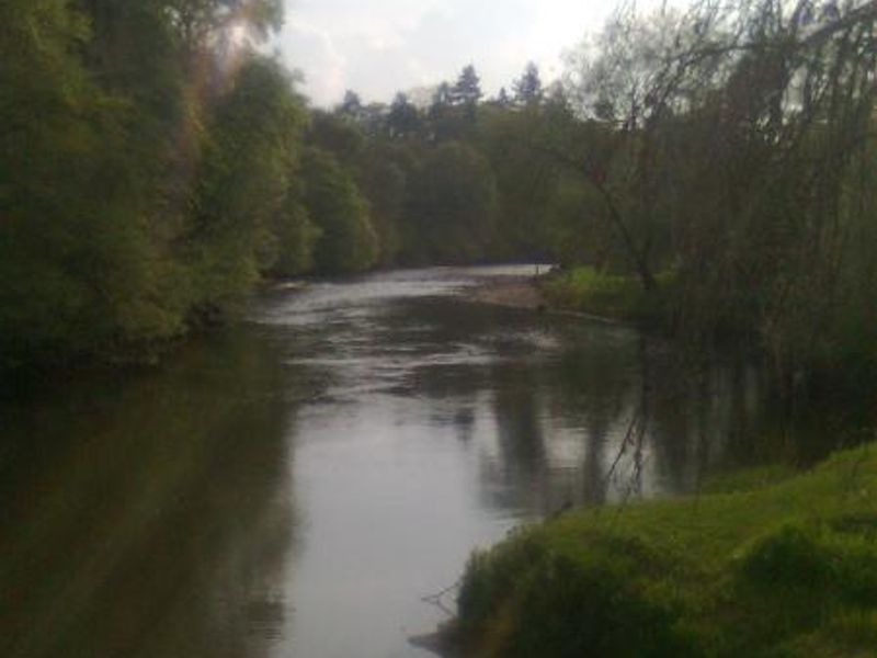 River Dee. (Garden). Published on 01-05-2014