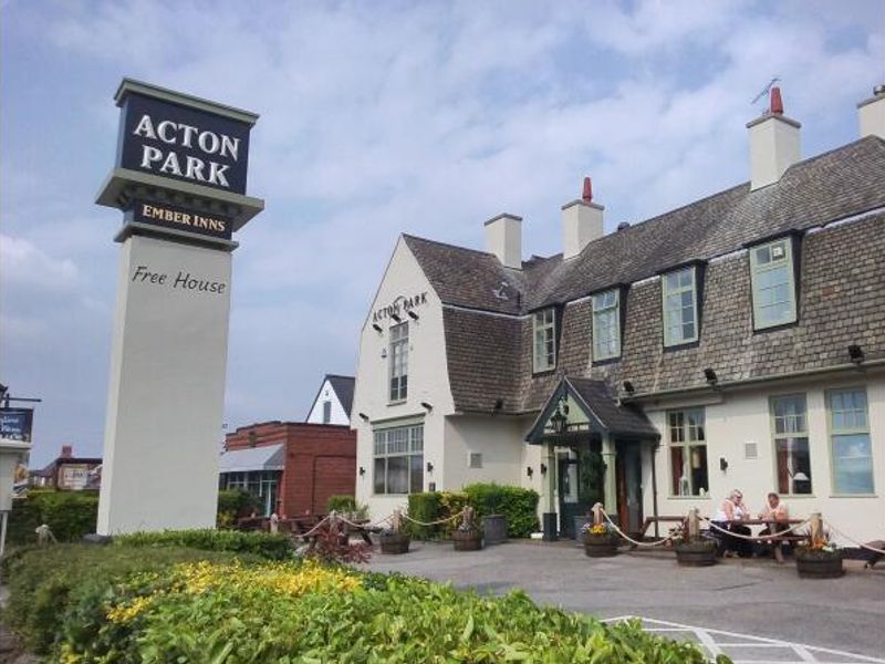 Acton Park. (Pub, External, Sign, Key). Published on 06-06-2016