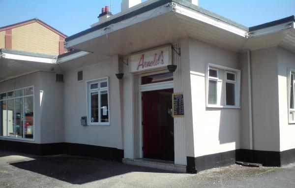 Arnolds. (Pub, External, Key). Published on 02-03-2015