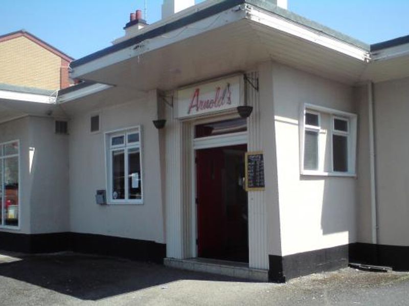 Arnolds. (Pub, External, Key). Published on 02-03-2015