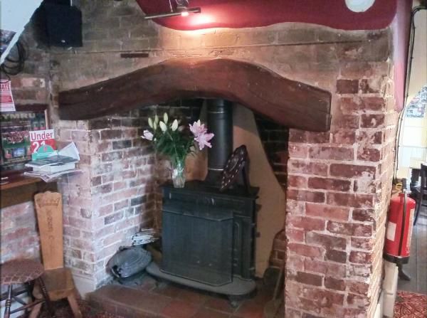 Fireplace. Published on 06-06-2016